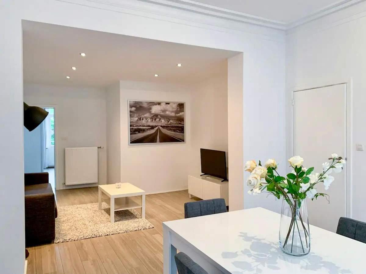 Self Check-in Flat - 4 People - Kitchen - Wifi Apartment